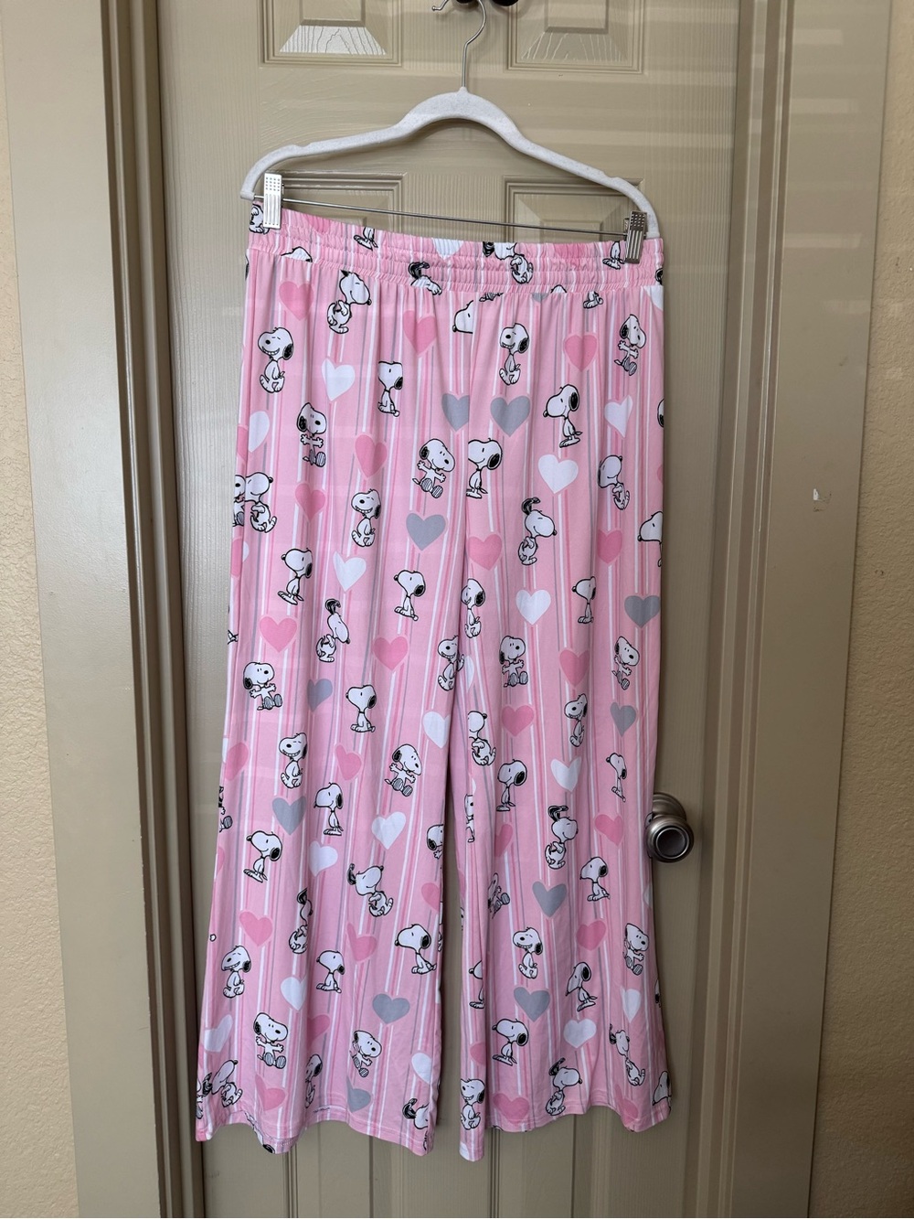 Womens XL Pink Snoopy Heart Lounge Pants